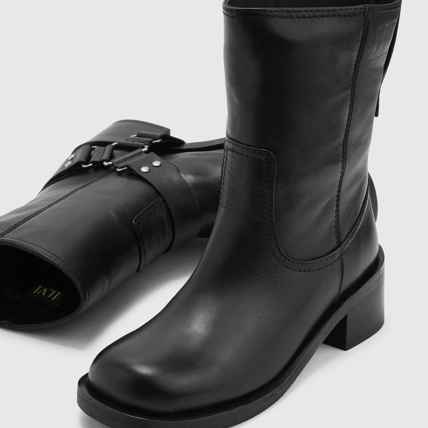 Matthew Black Leather Women's Boot