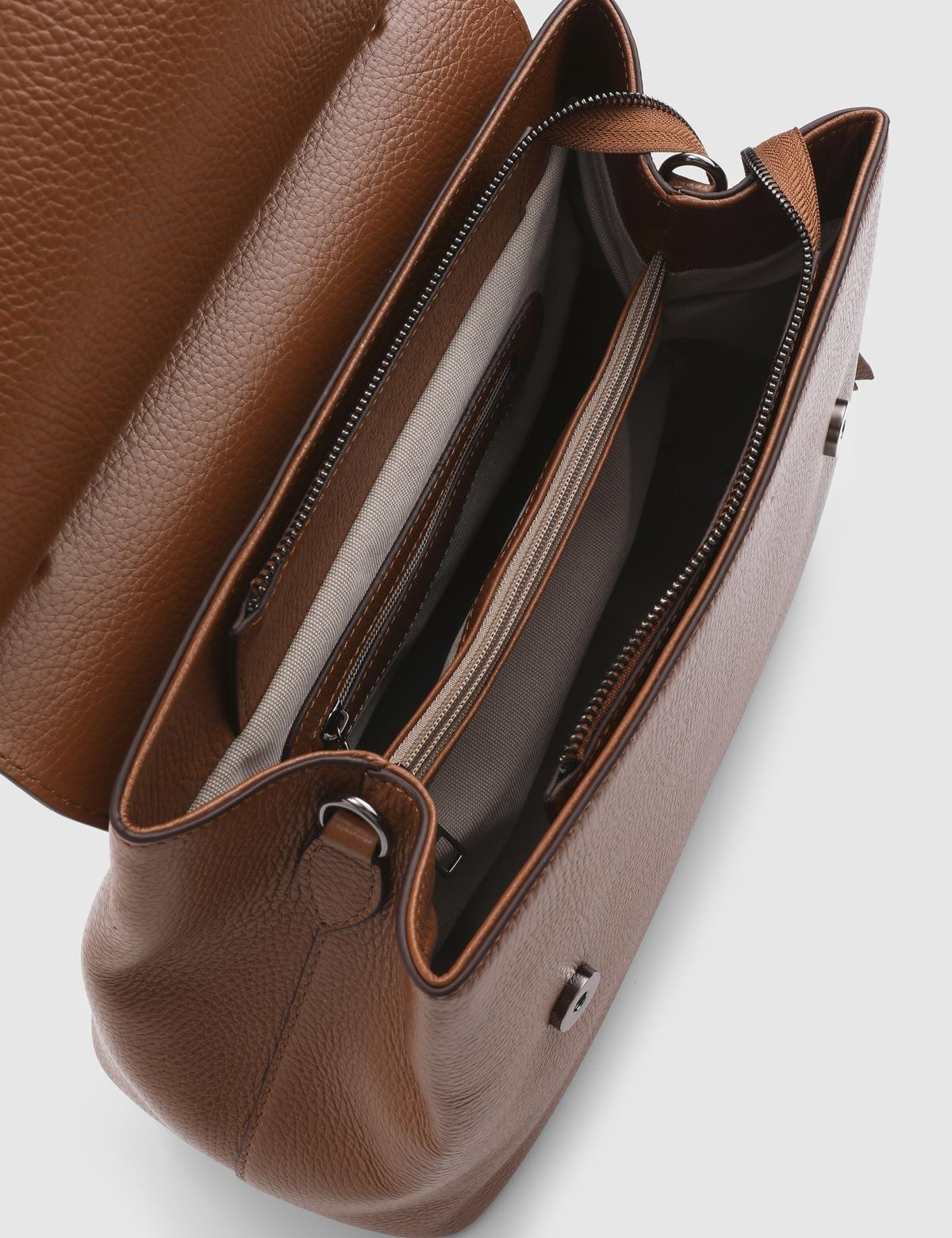 Aires Saddle Brown Floater Leather Women's Handbag