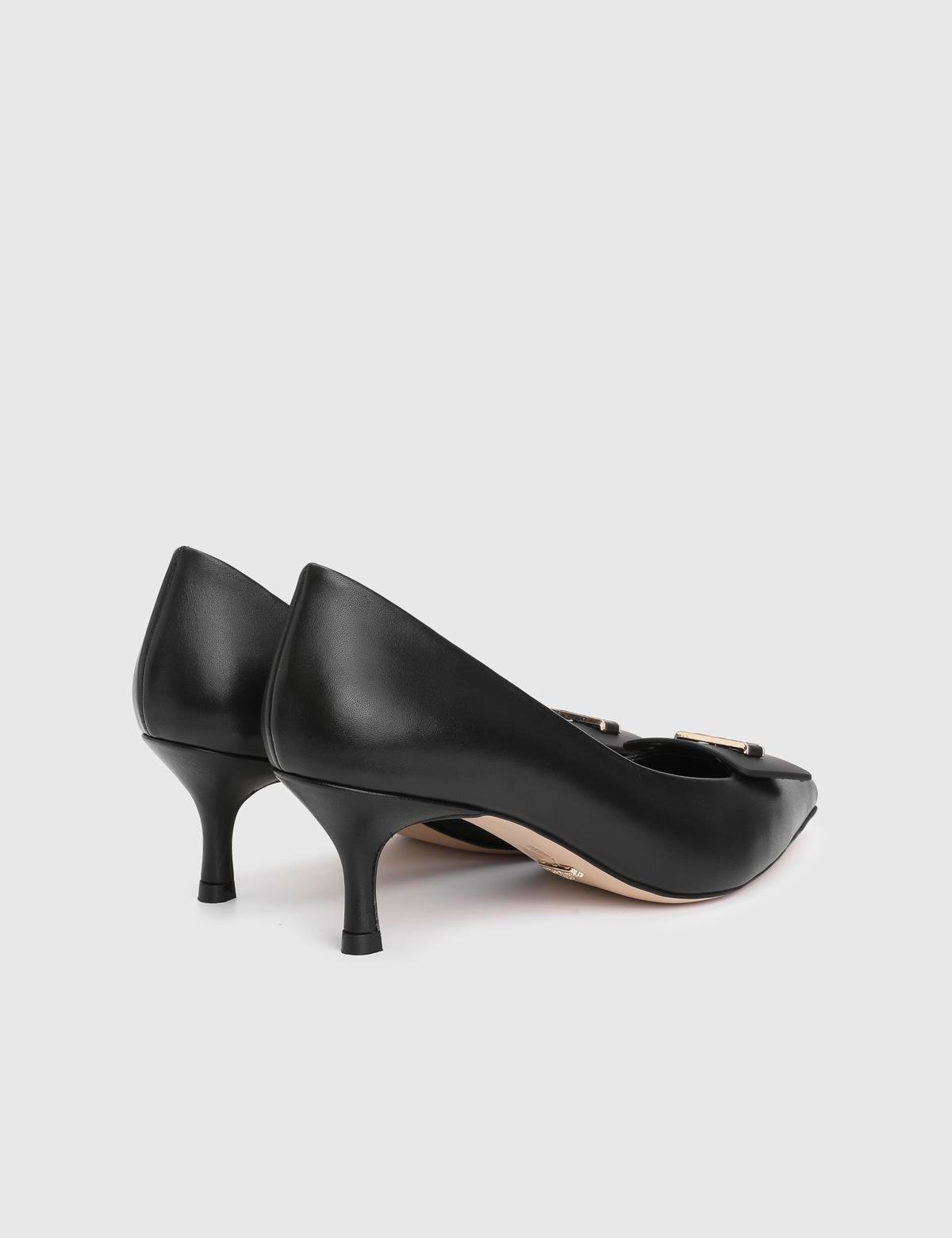 Amonde Black Leather Women's Pump