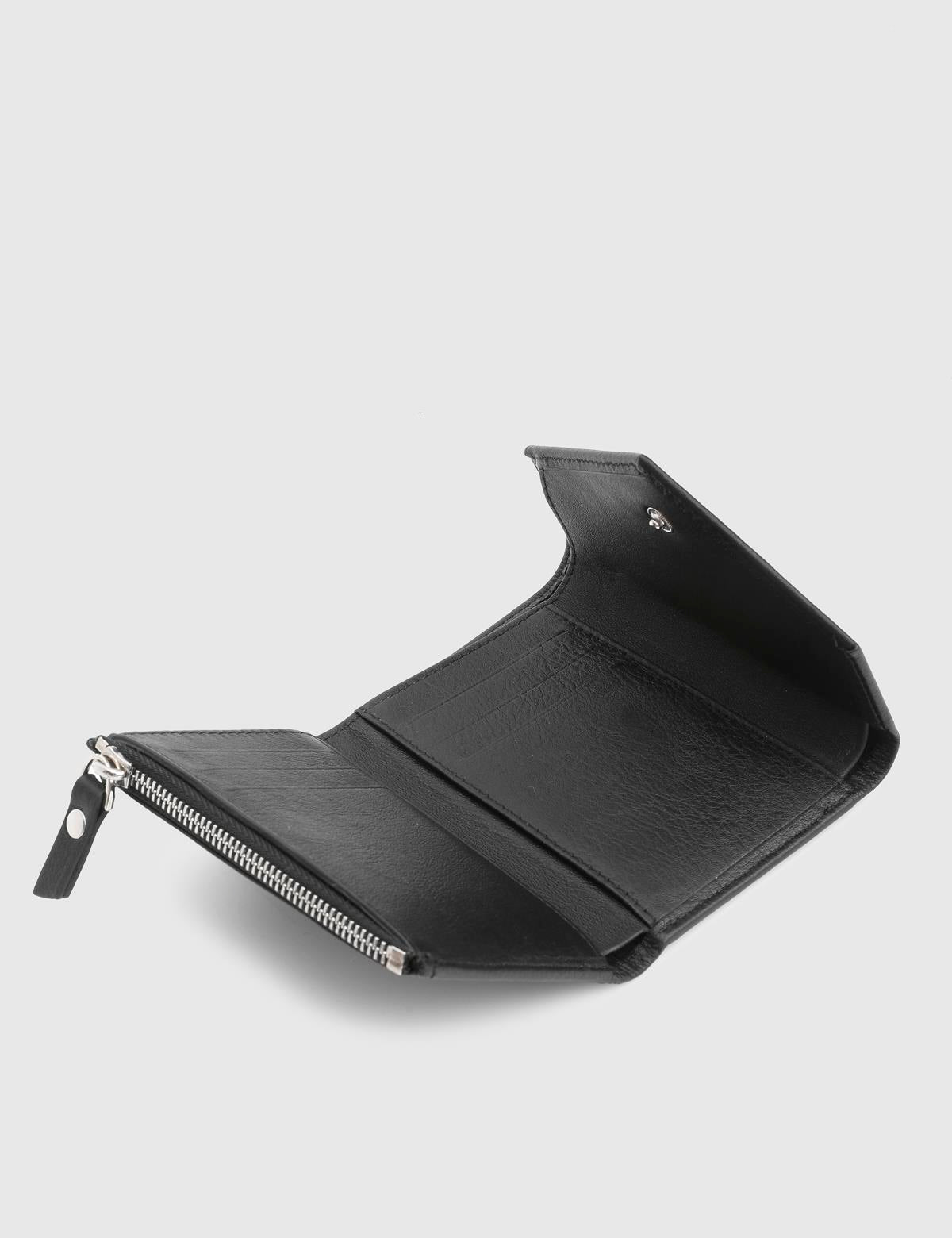 Aryan Black Floater Leather Women's Wallet