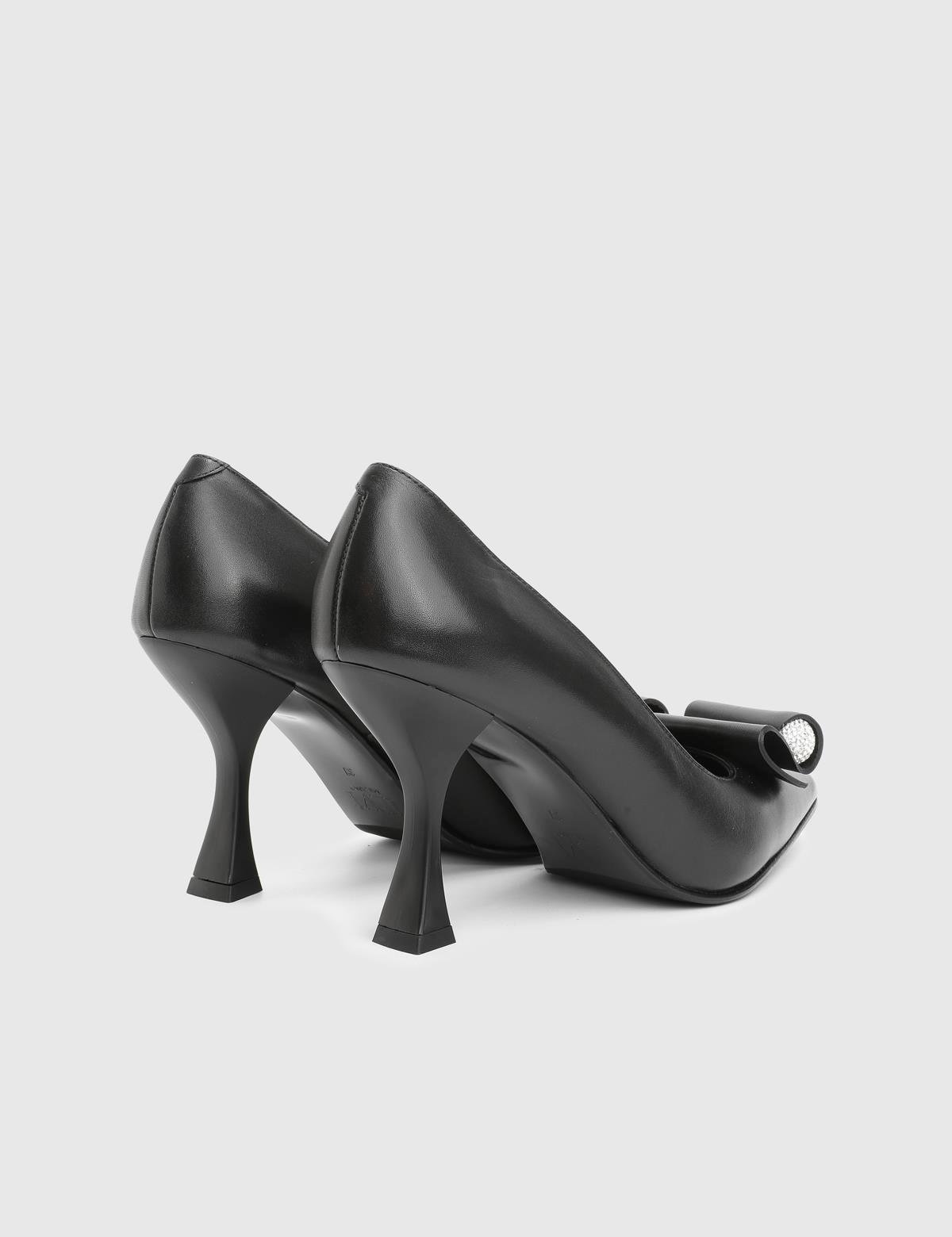 Brody Black Leather Women's Pump