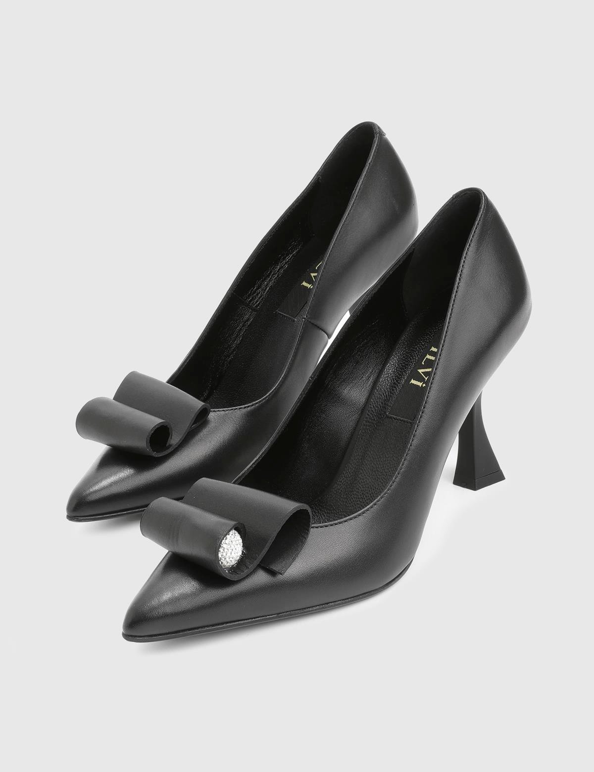 Brody Black Leather Women's Pump