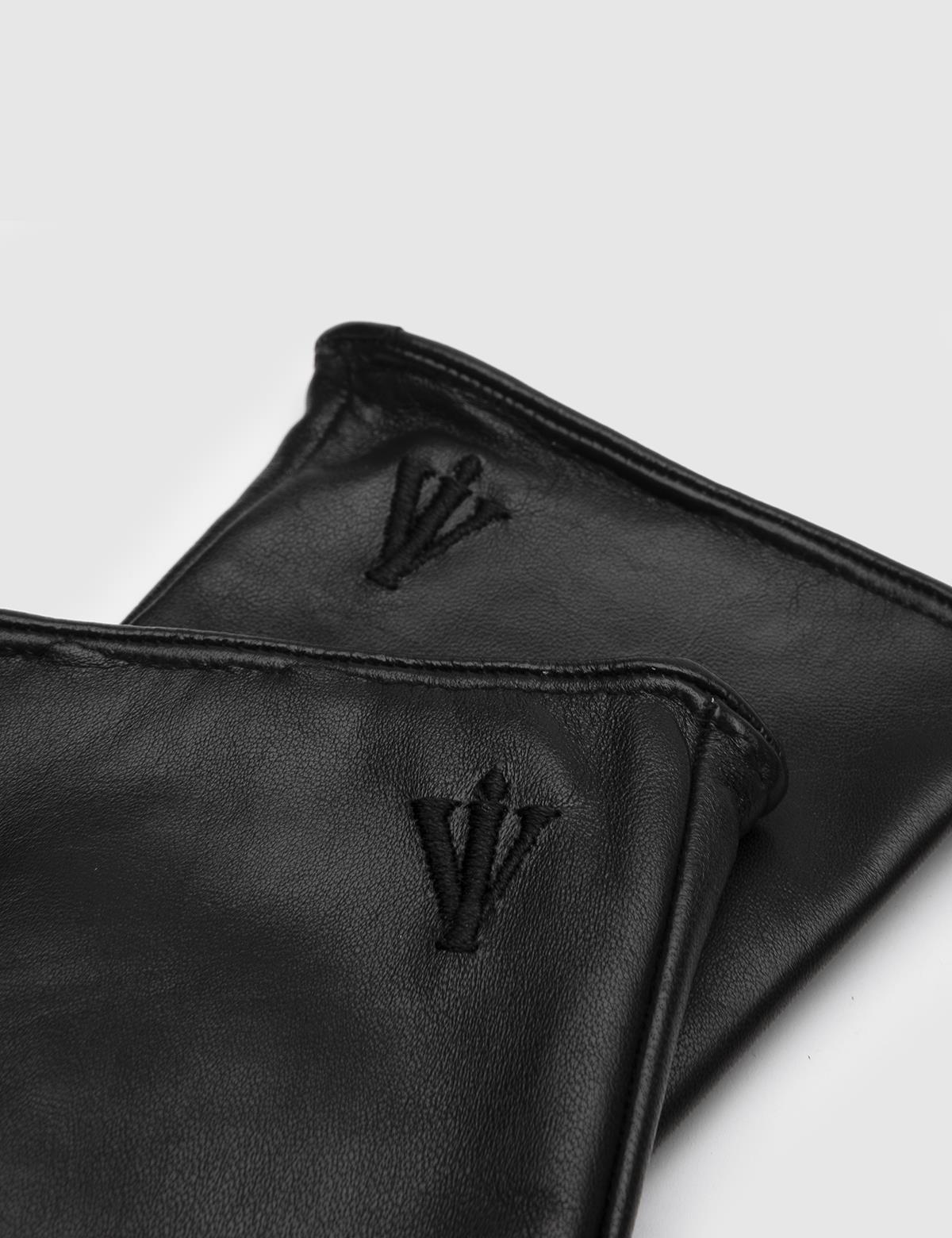 Chang Black Women's Leather Gloves