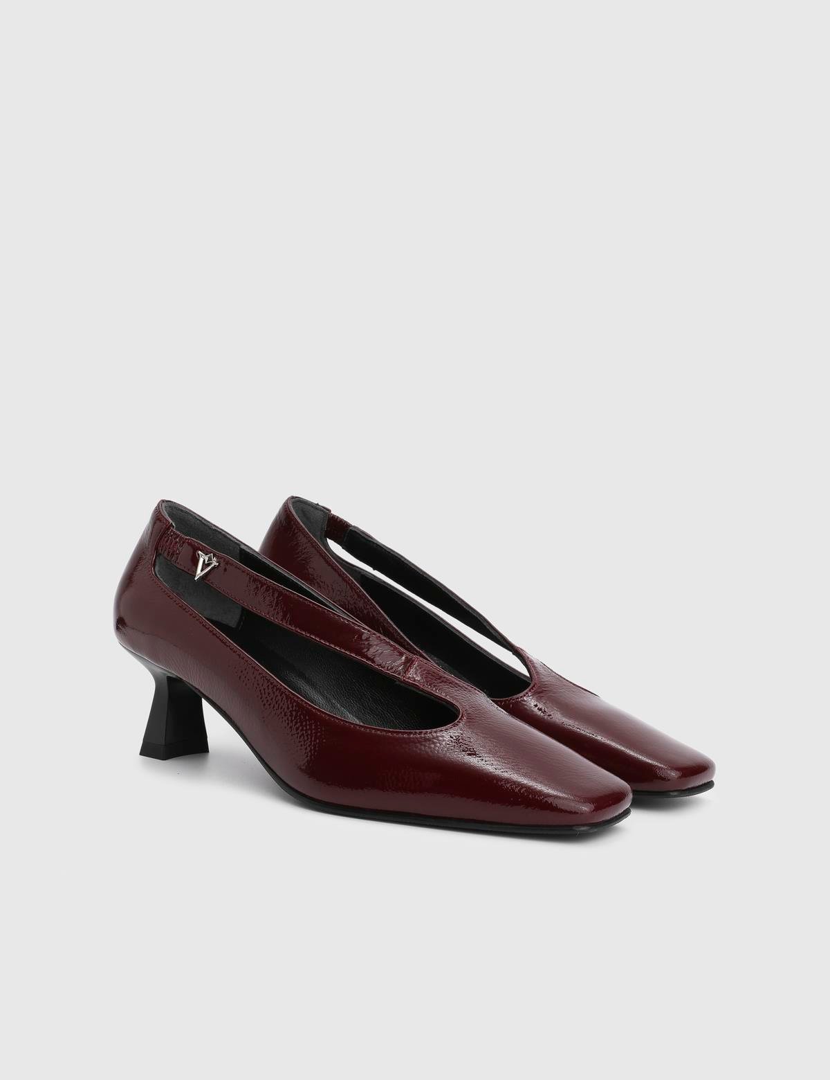 Chiera Burgundy Patent Leather Women's Pump