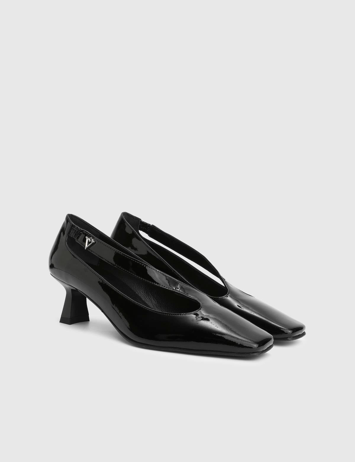 Chiera Black Patent Leather Women's Pump