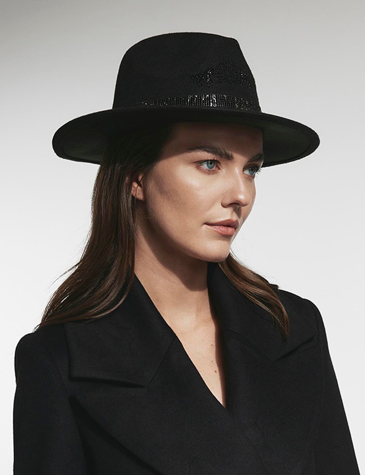 Dolares Black Women's Cashmere Hat