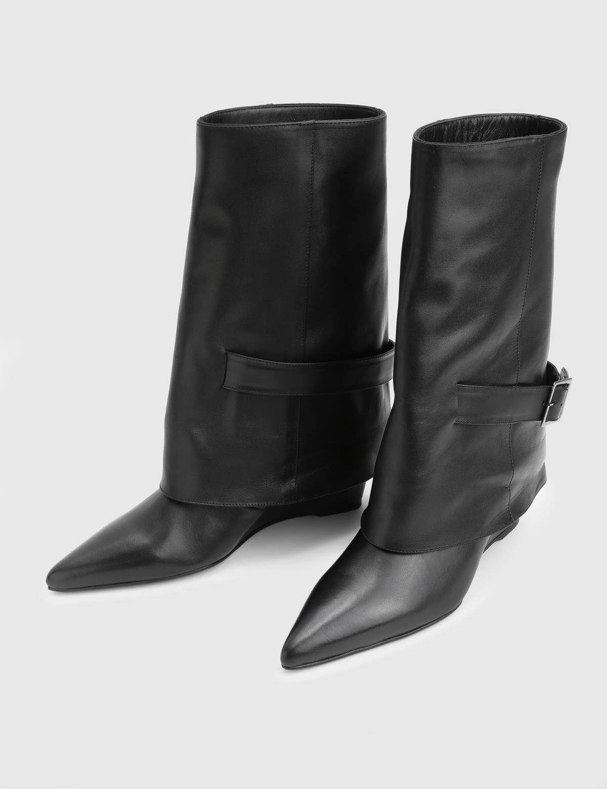İzerba Black Leather Women's Heeled High Boot