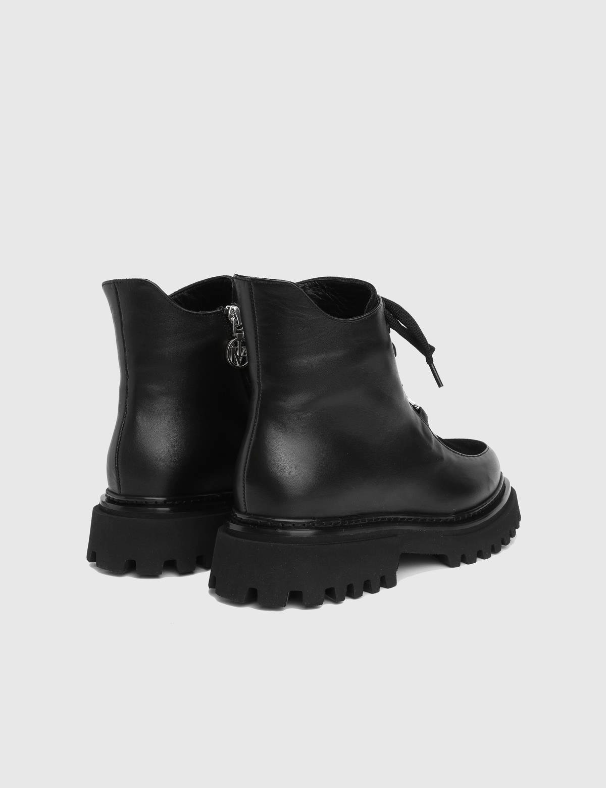 Kirieka Black Suede Leather Women's Boot