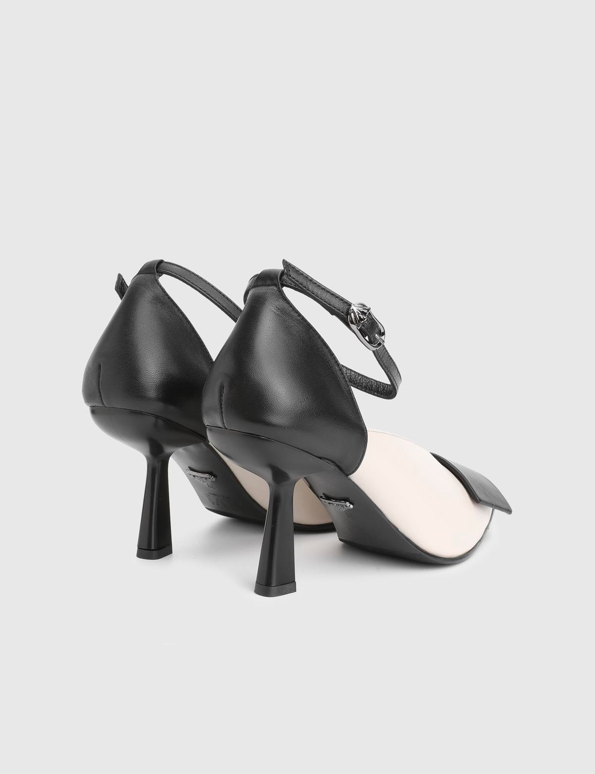 Laluz Cream Leather Women's Pump