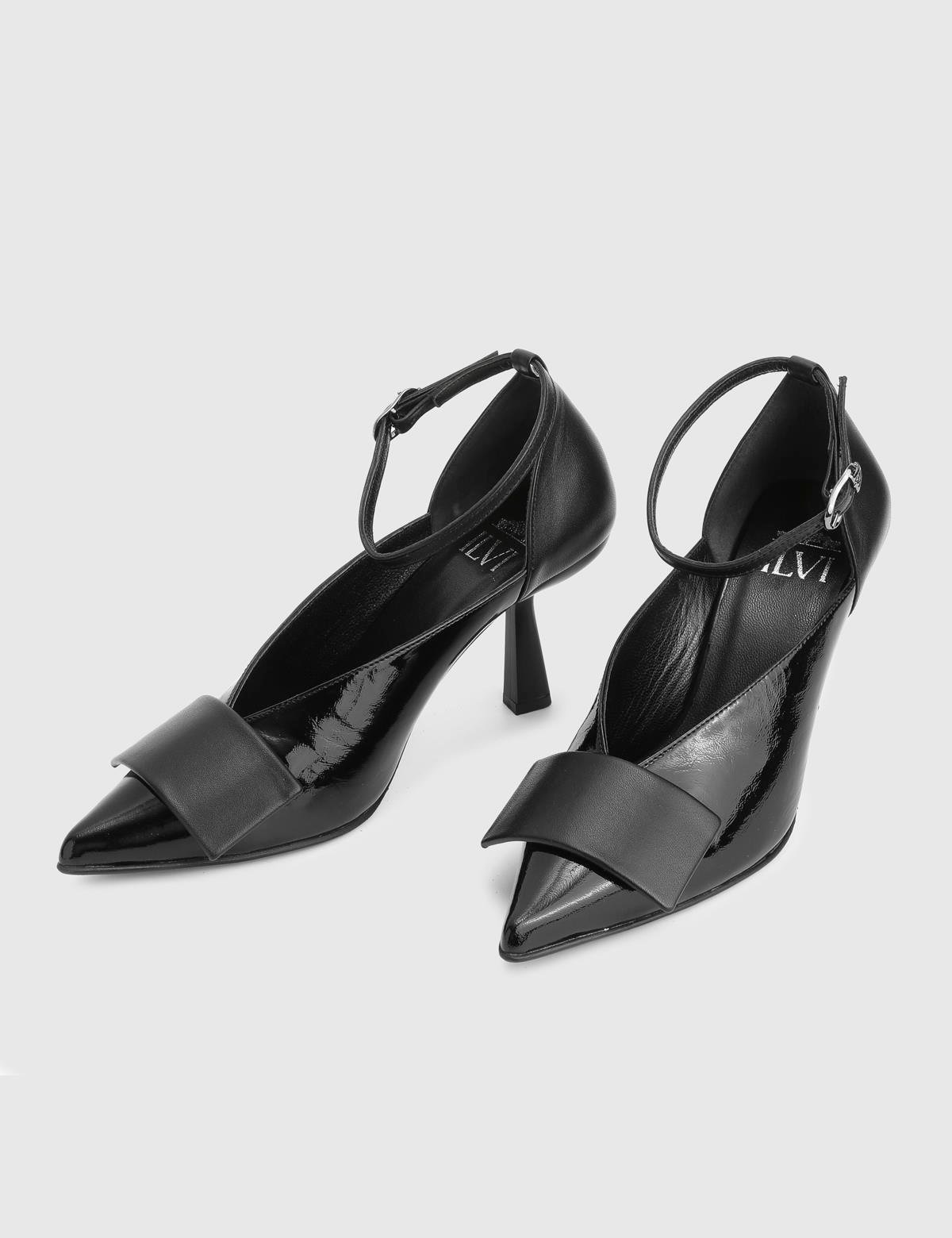 Laluz Black Patent Leather Women's Pump