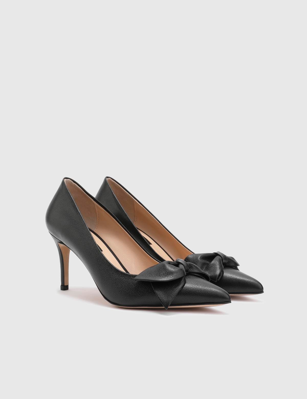 Madeira Black Buffalo Leather Women's Pump
