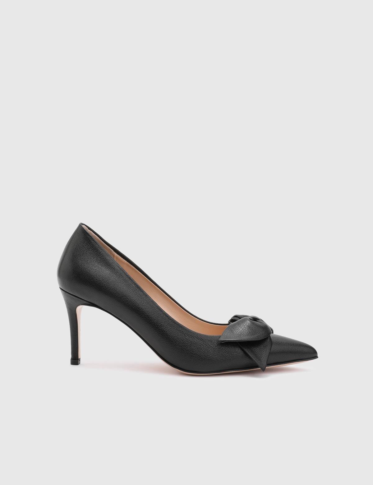 Madeira Black Buffalo Leather Women's Pump