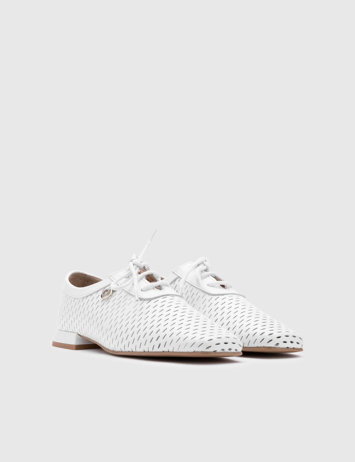 Marleen Oxford für Damen aus weißem Leder