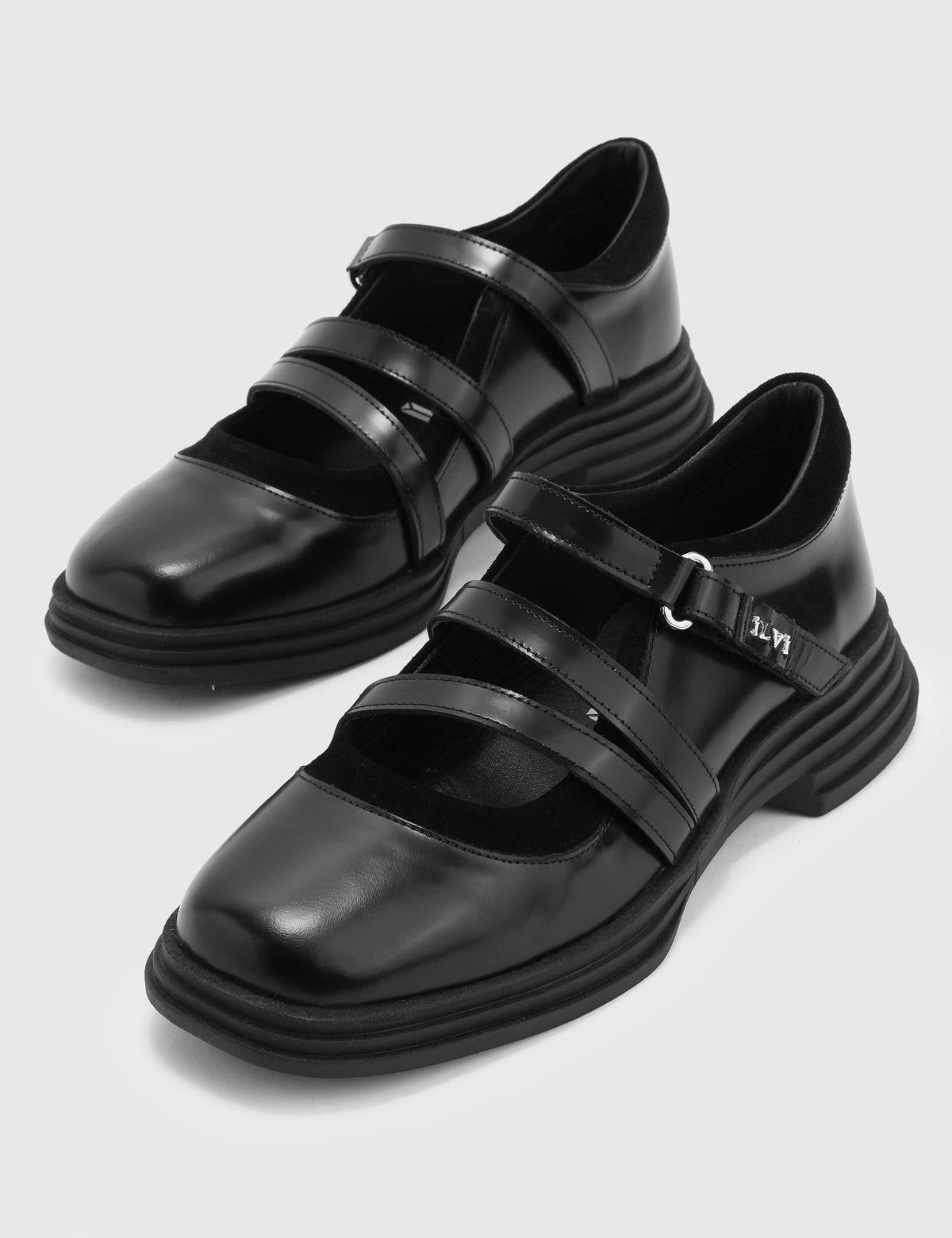 Rosalba Black Leather Women's Loafer