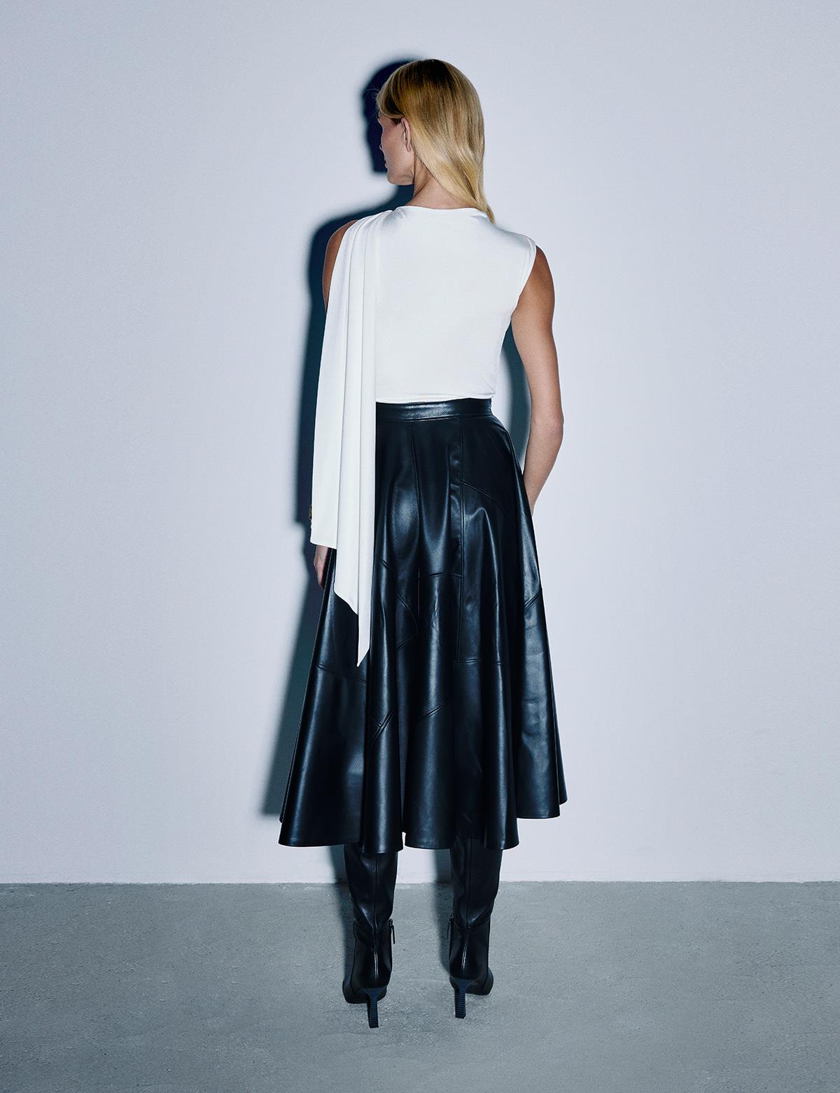 Saras White Women's Blouse