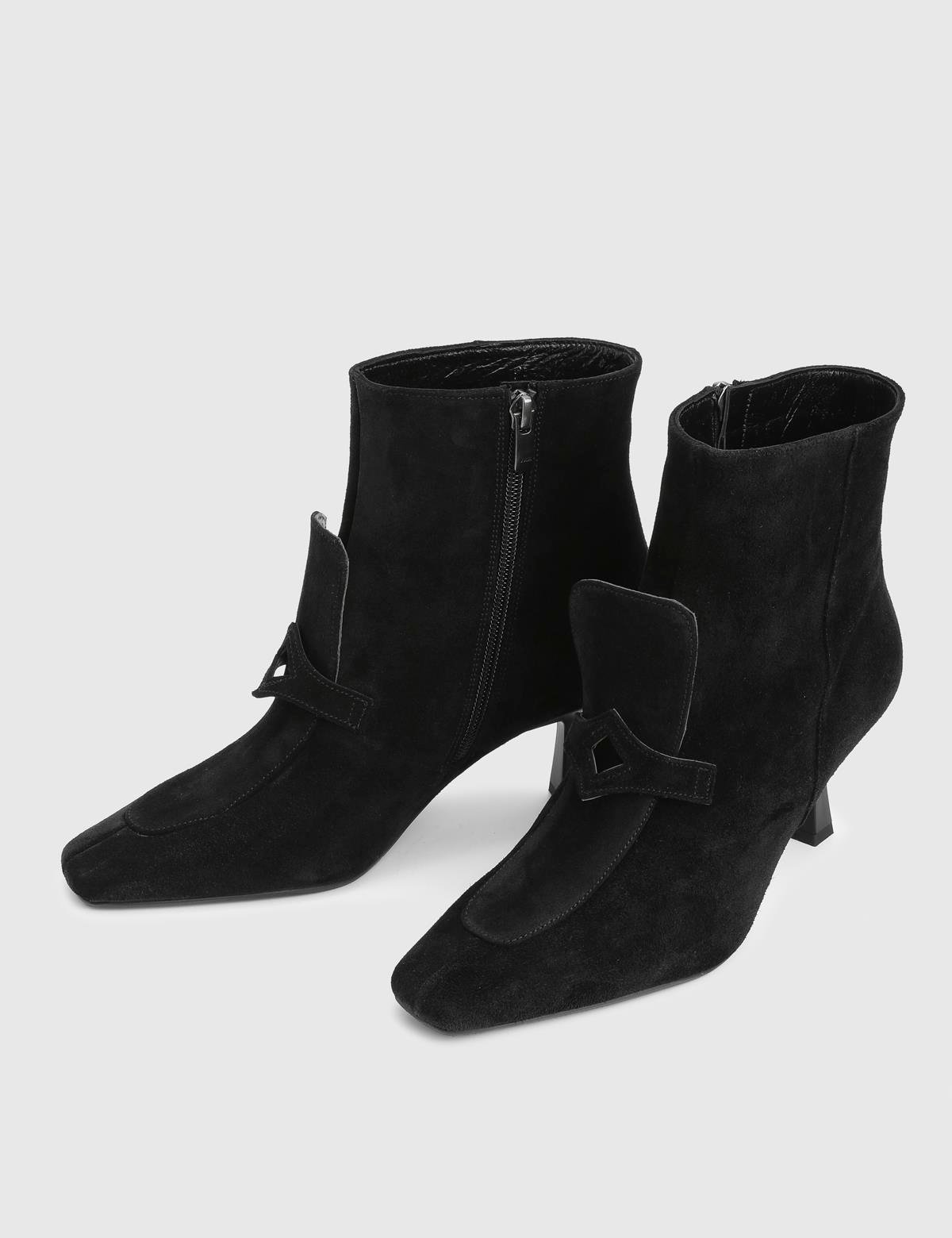 Tufty Black Suede Leather Women's Heeled Boot