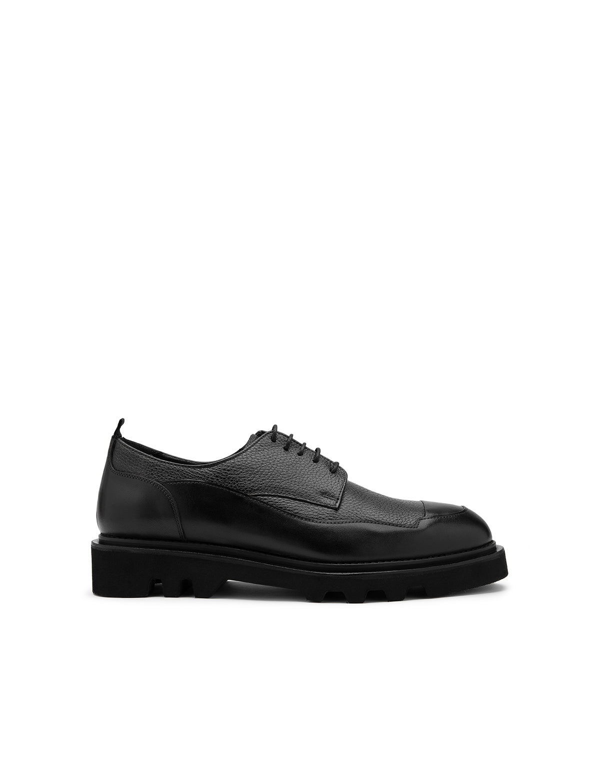 Teona Black Leather Men's Daily Shoe