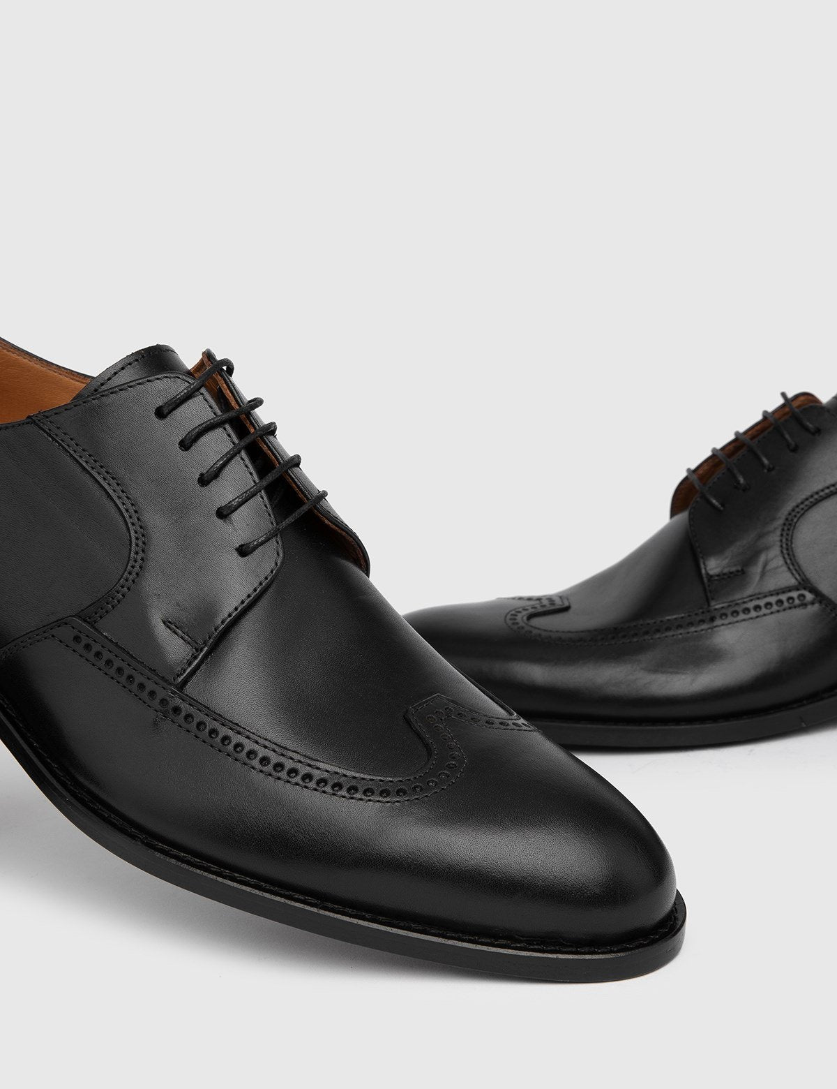 Asta Herren-Oxfords aus schwarzem Leder