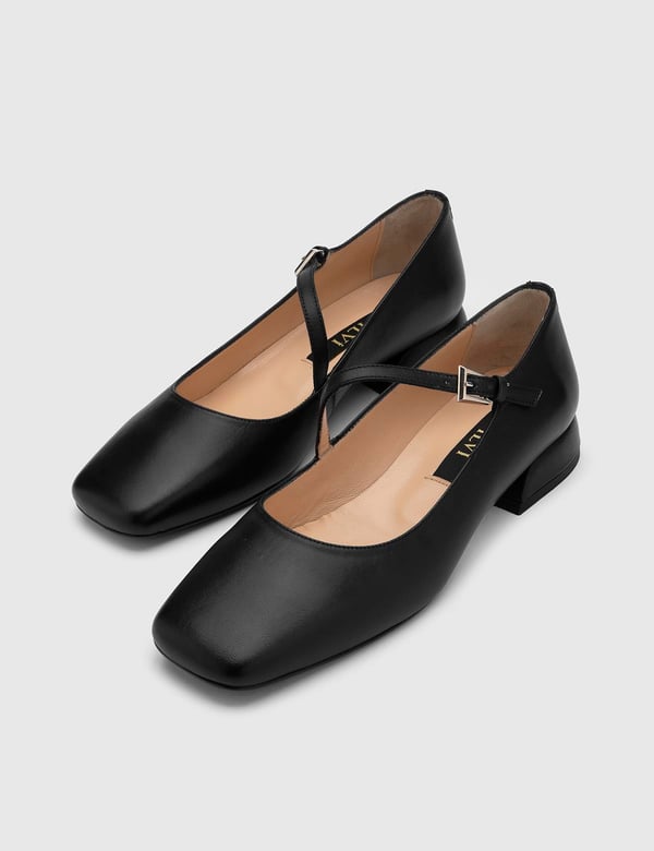 Ceiba Black Leather Women's Ballerina