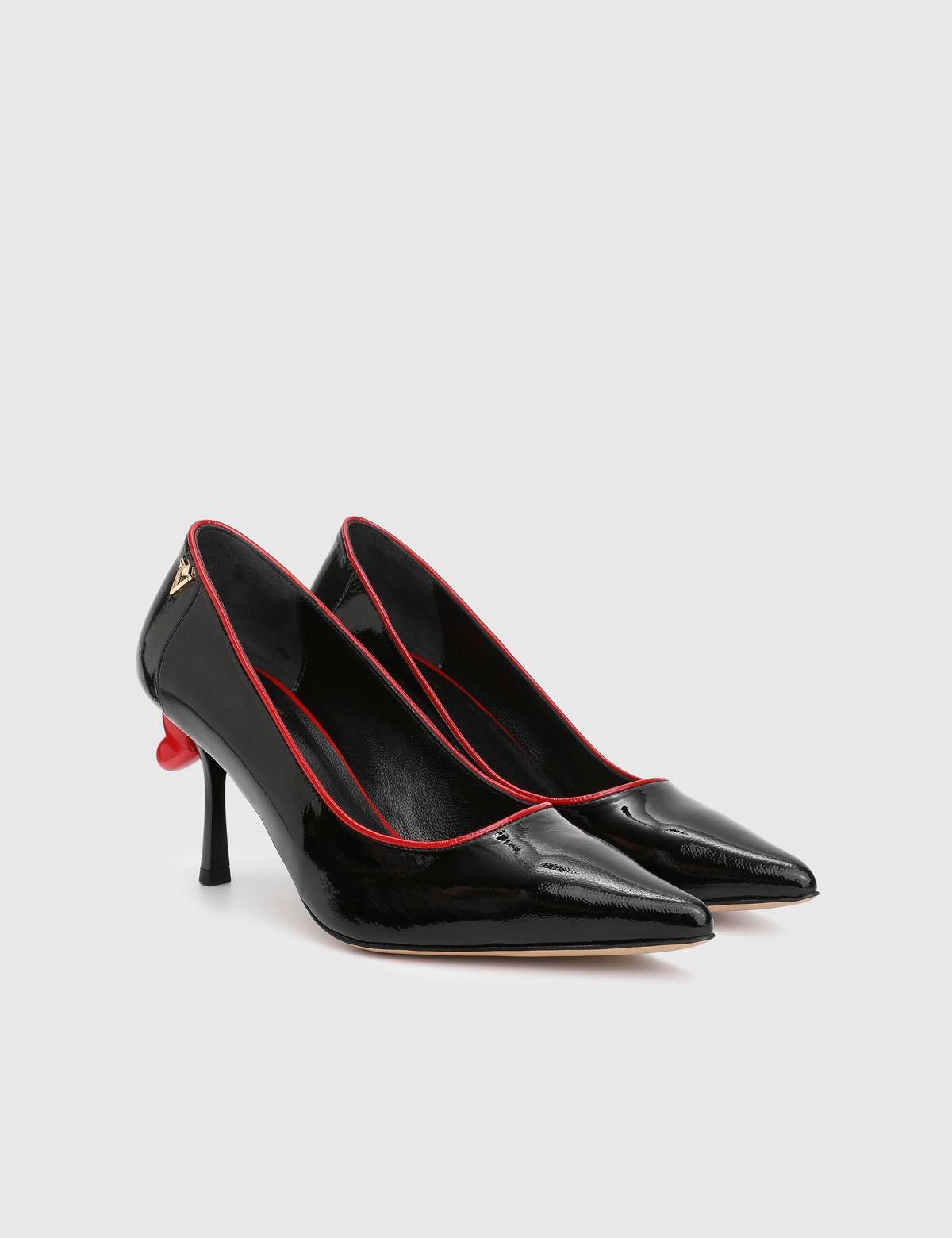 Blomi Black Patent Leather Women's Pump