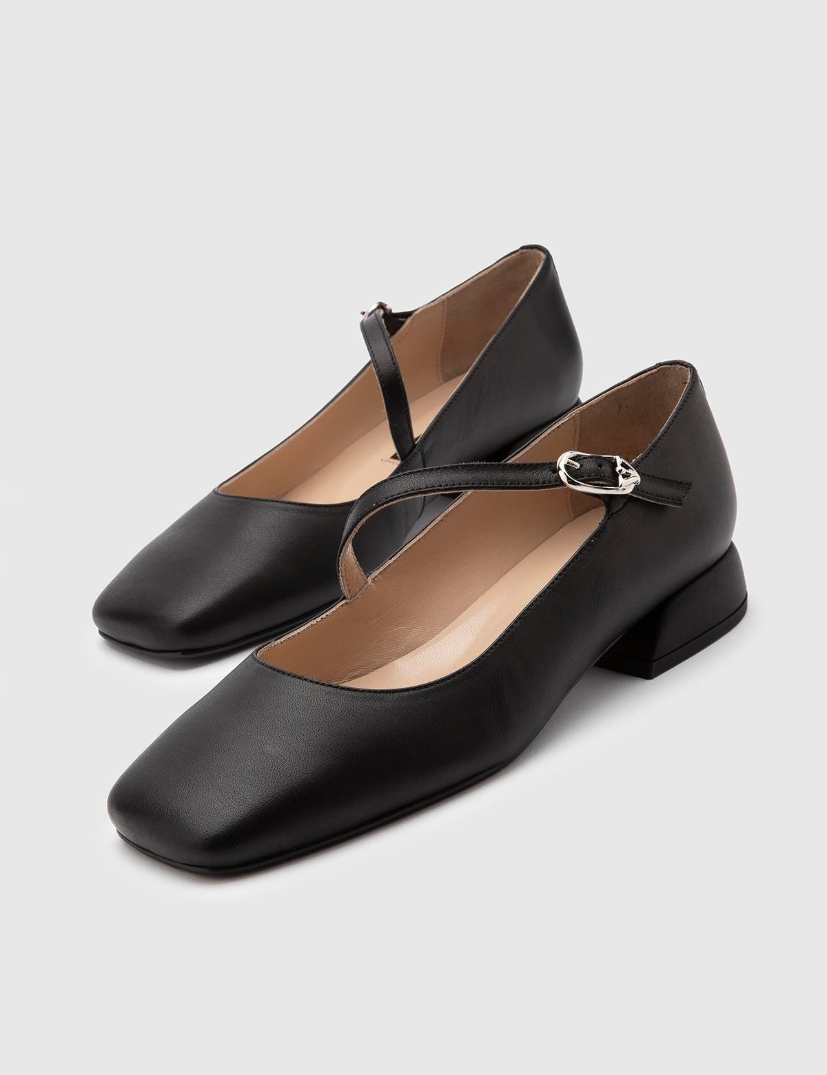 Ceiba Black Leather Women's Ballerina