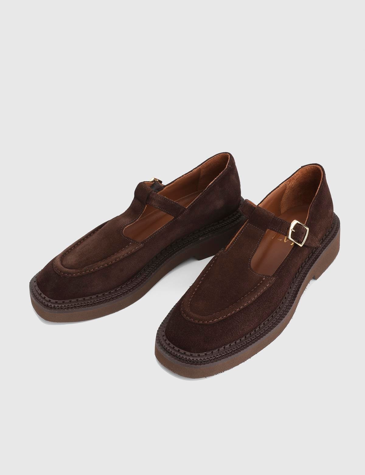 Charlie Brown Suede Leather Women's Loafer