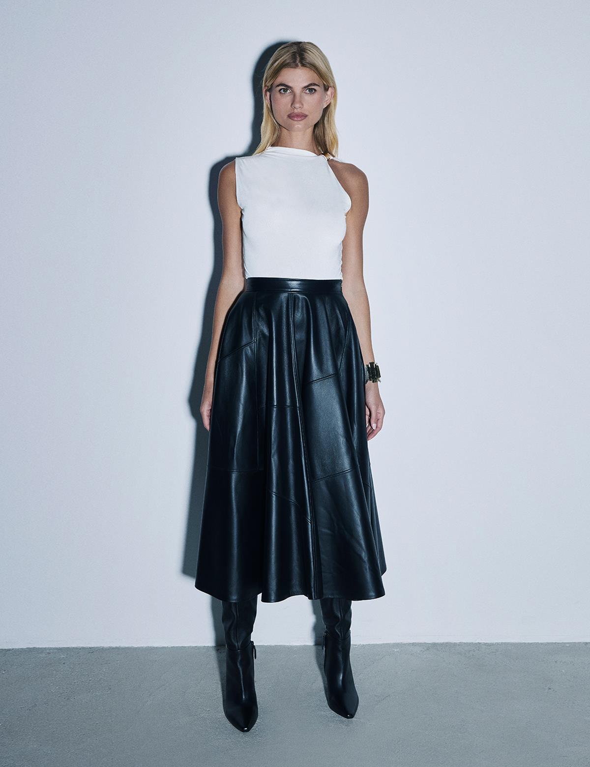 Cral Black Women's Leather Skirt