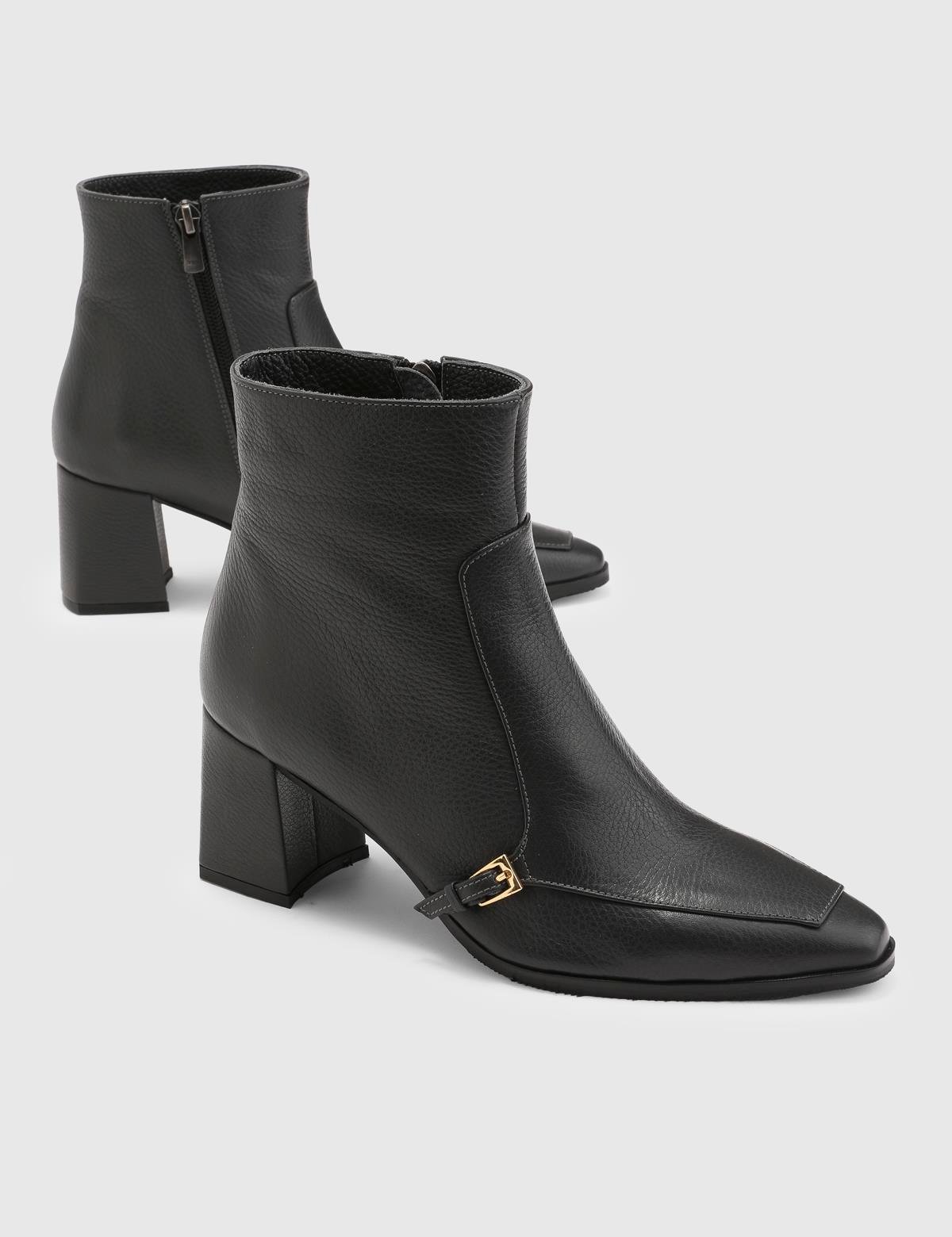 Daen Navy Blue Floater Leather Women's Heeled Boot