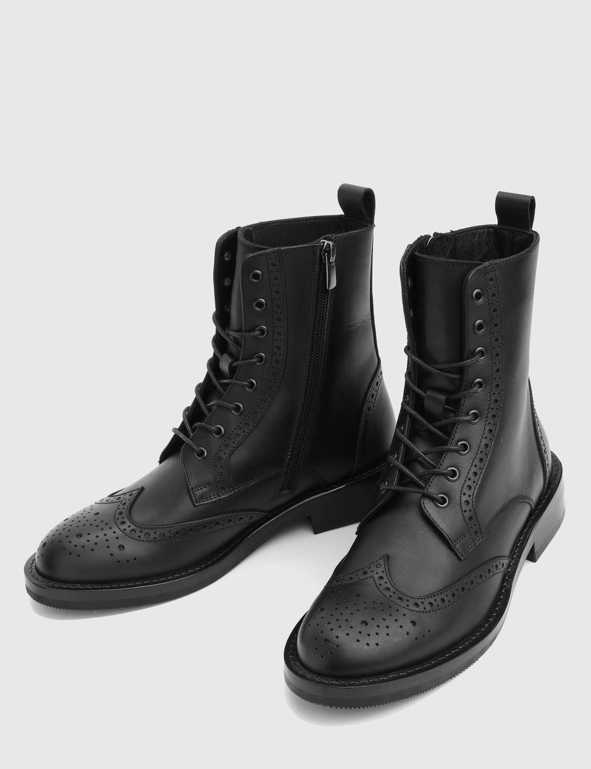 Djons Black Leather Women's Boot