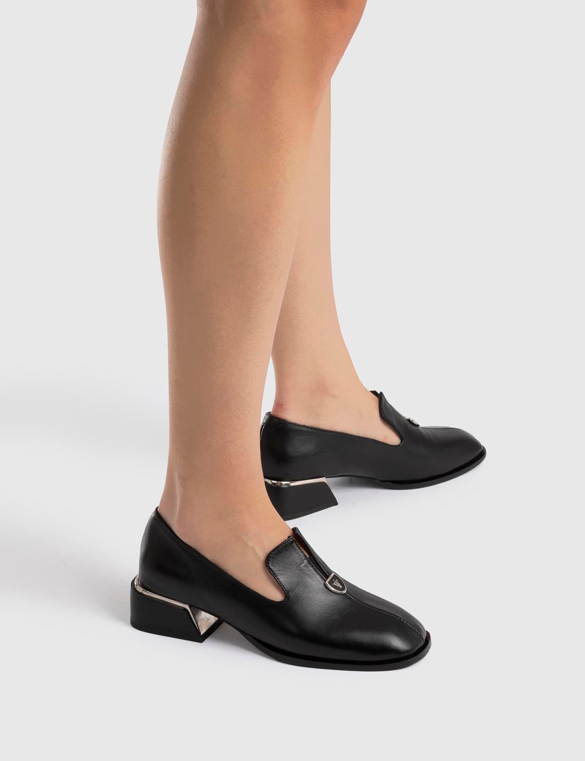 Filippa Black Leather Women's Pump