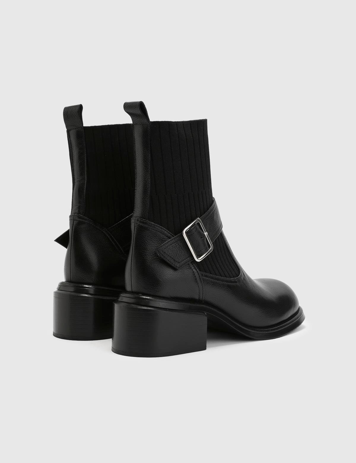 Gwen Black Leather Women's Heeled Boot