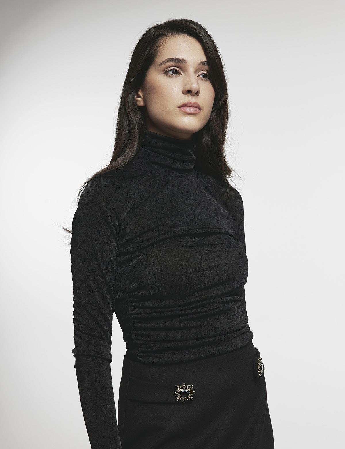 Ivy Black Women's Blouse