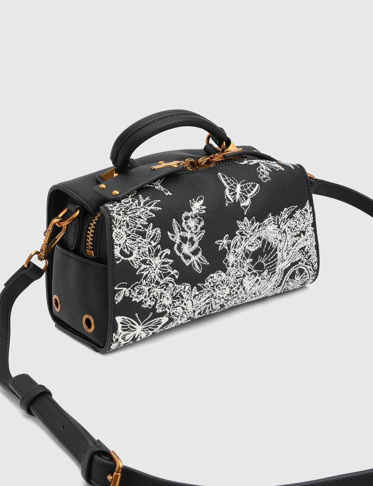 Jessika Black Women's Shoulder Bag