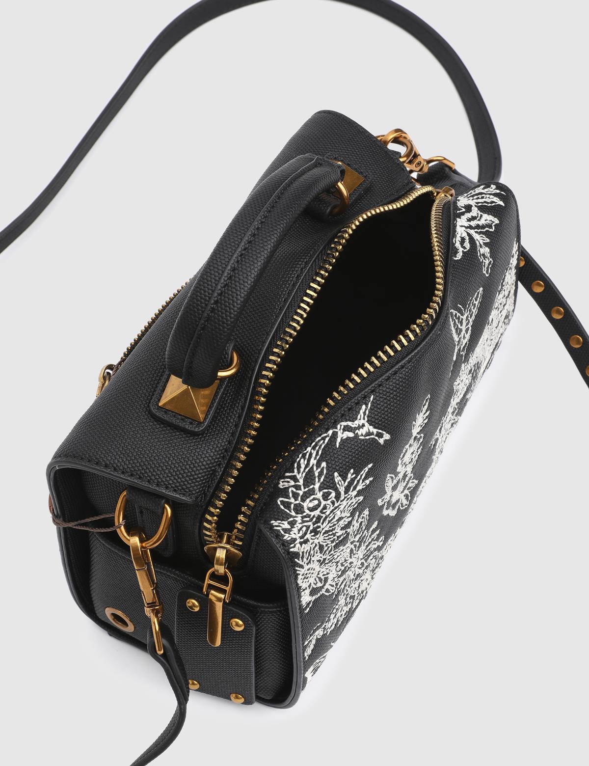 Jessika Black Women's Shoulder Bag