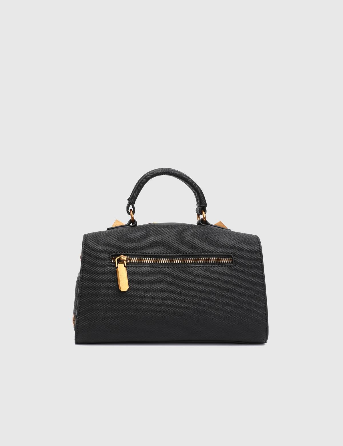 Jessika Black Women's Shoulder Bag