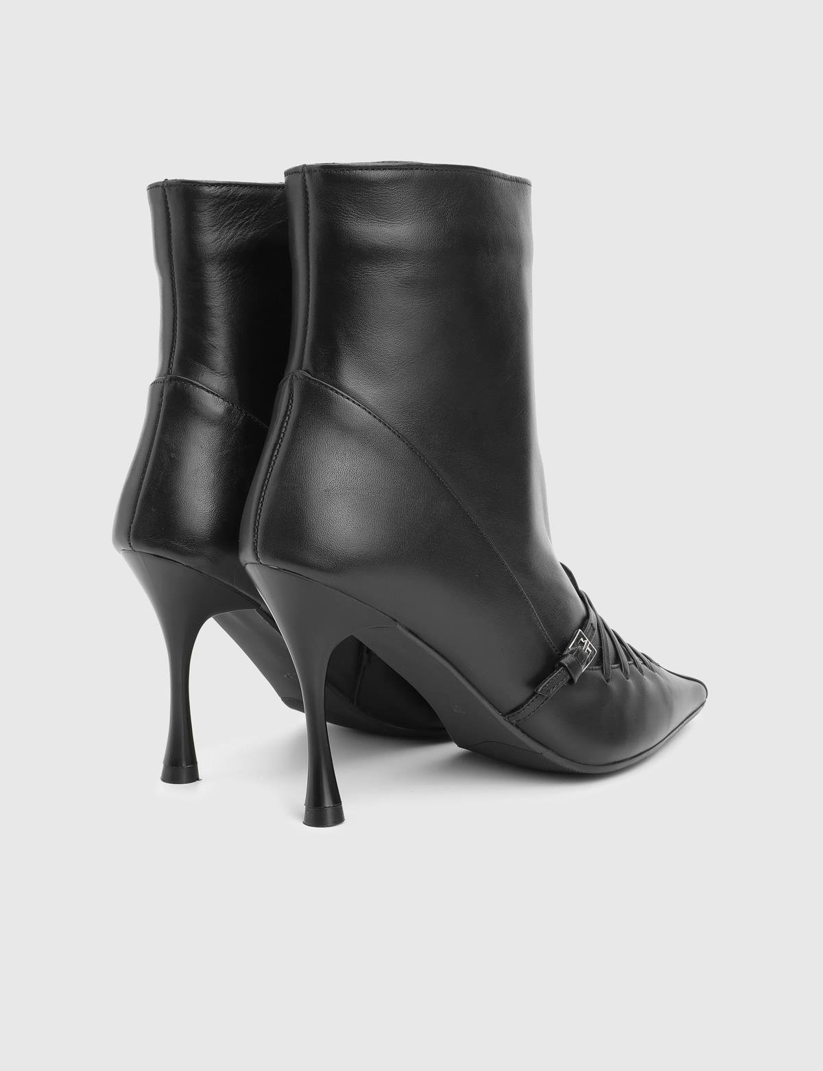 Ketita Black Leather Women's Heeled Boot