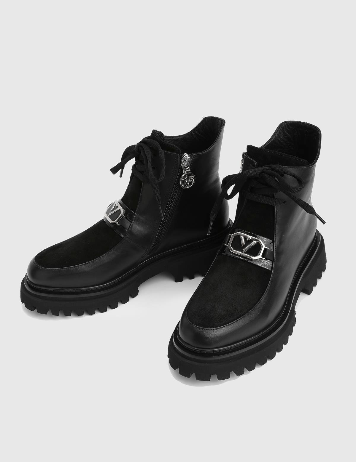 Kirieka Black Suede Leather Women's Boot