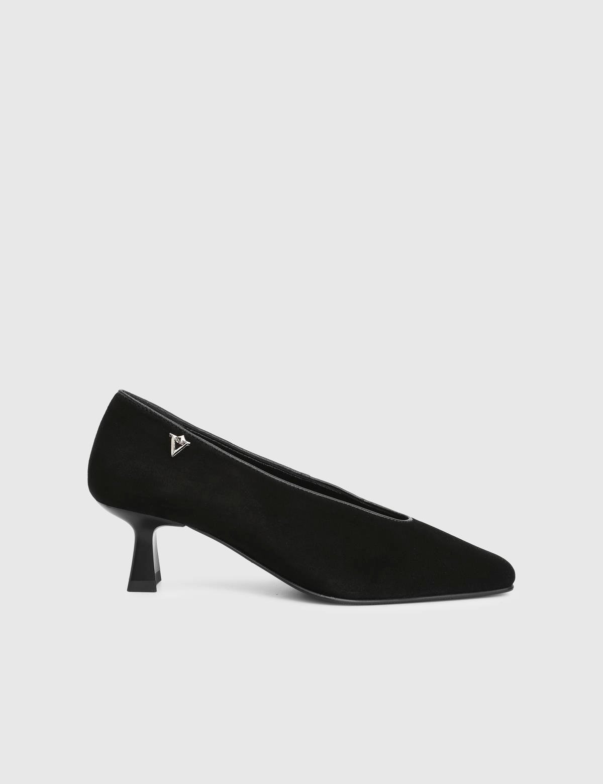 Muna Black Suede Leather Women's Pump