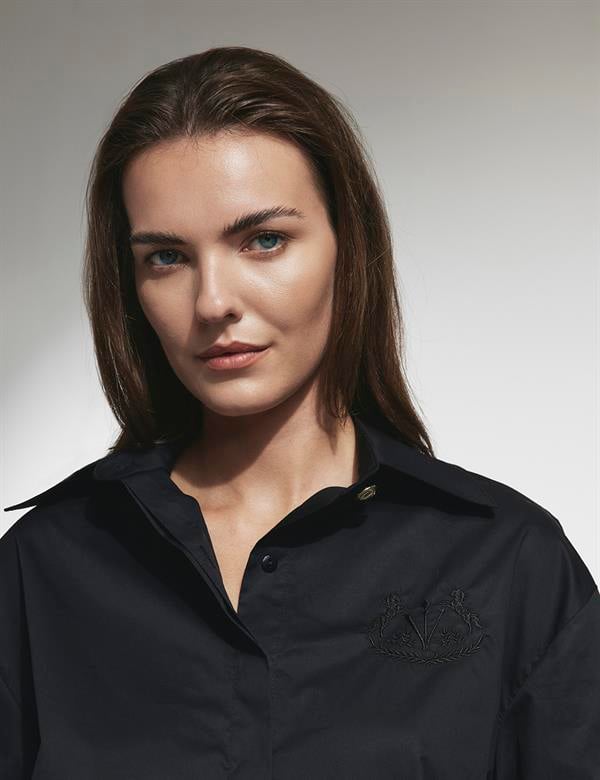 Pega Black Women's Shirt