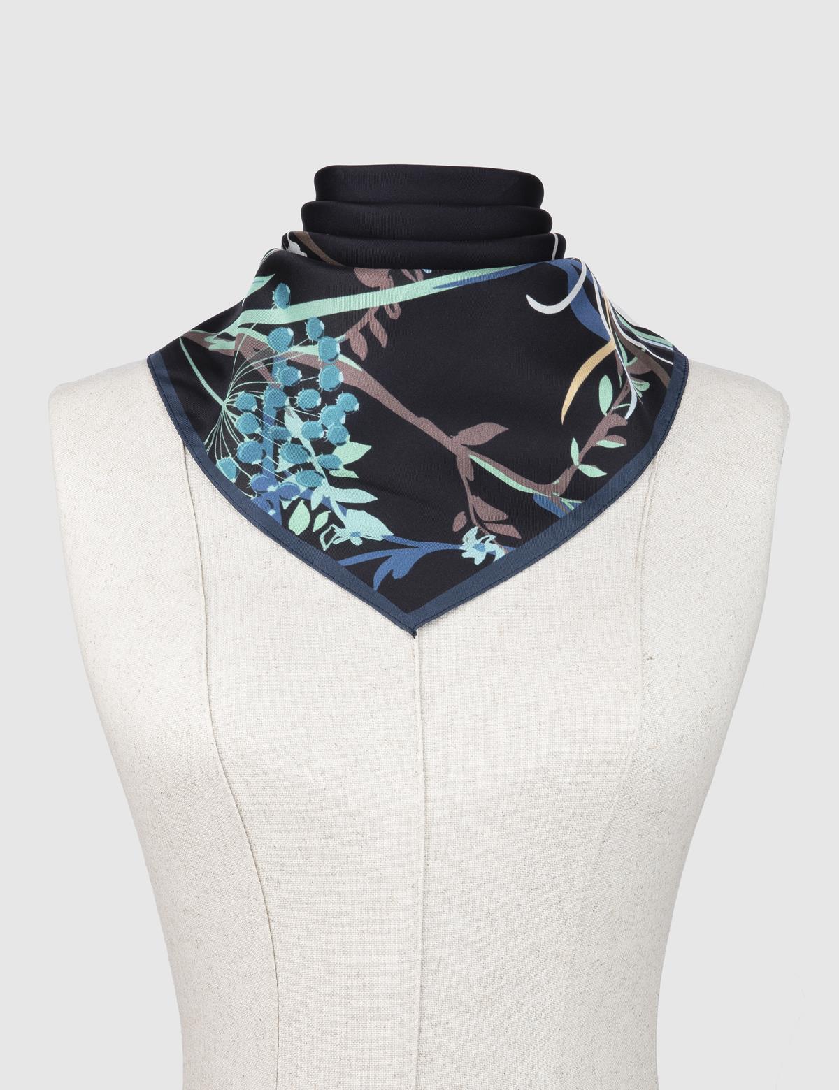 Pias Navy Blue Silk Twill Women's Scarf