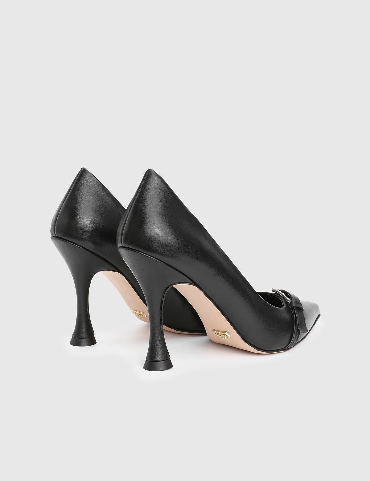 Puerto Black Leather Women's Pump