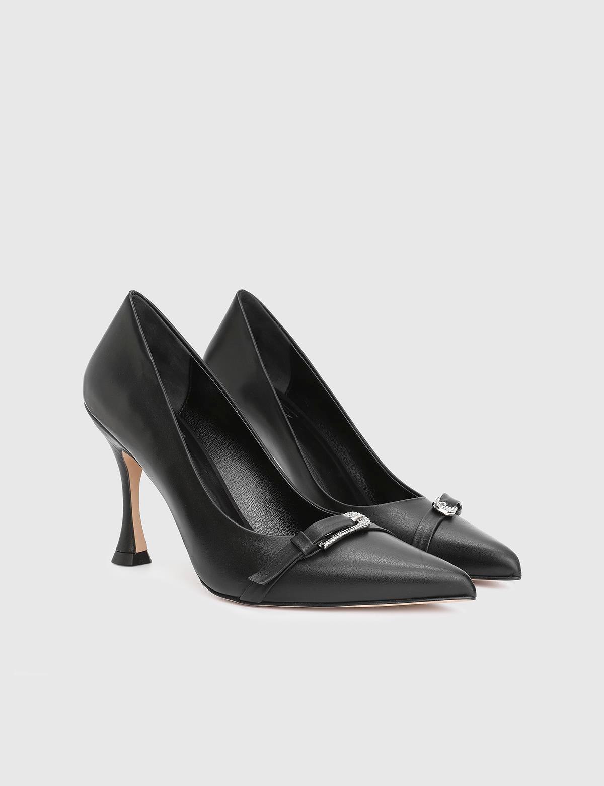 Puerto Black Leather Women's Pump