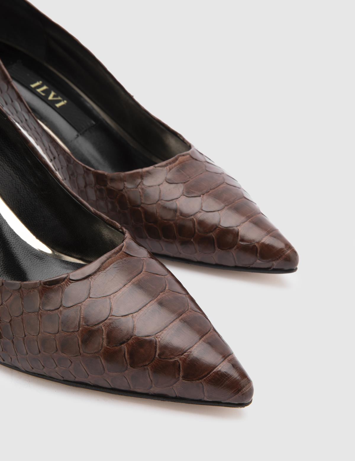 Sarh Brown Snake Leather Women's Pump