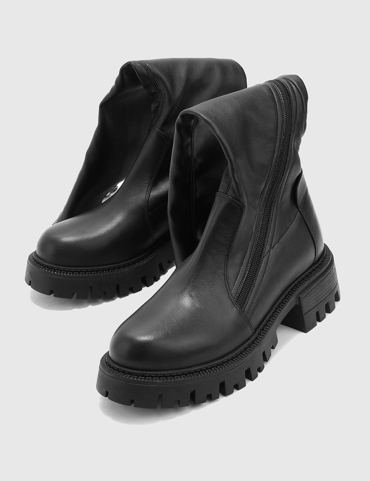 Soraya Black Leather Women's High Boot