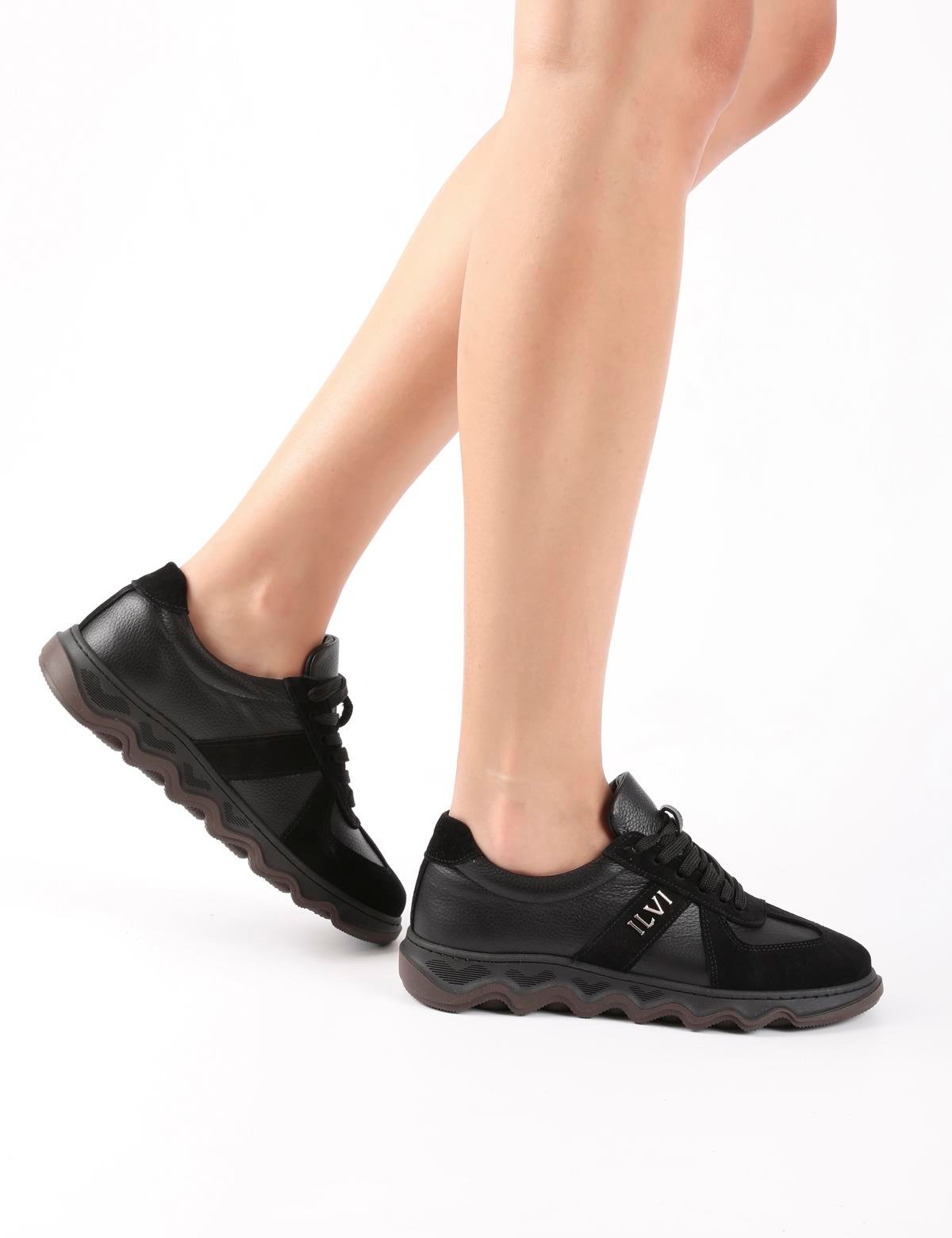 Tafsa Black Floater Leather Suede Women's Sneaker