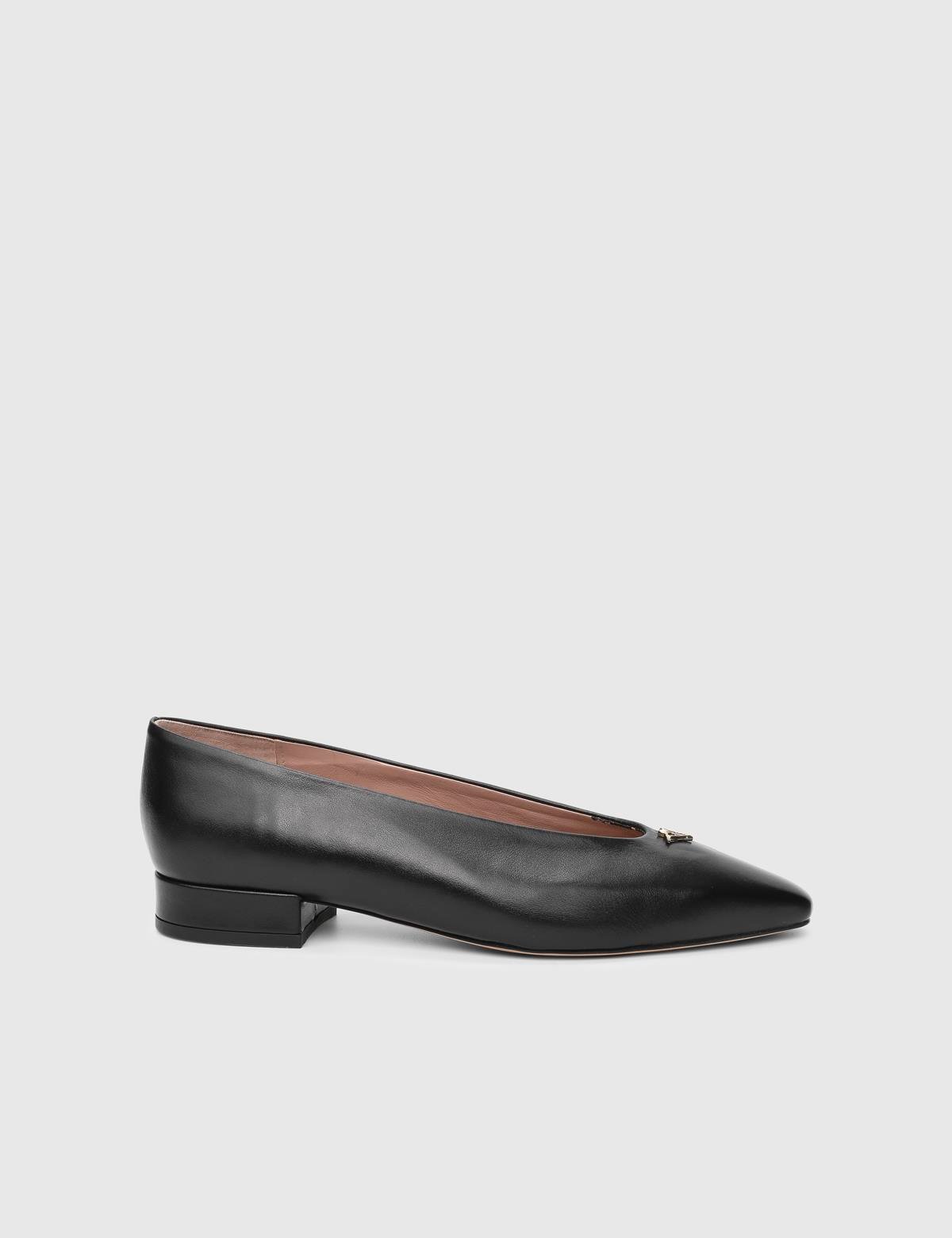Toth Black Leather Women's Ballerina