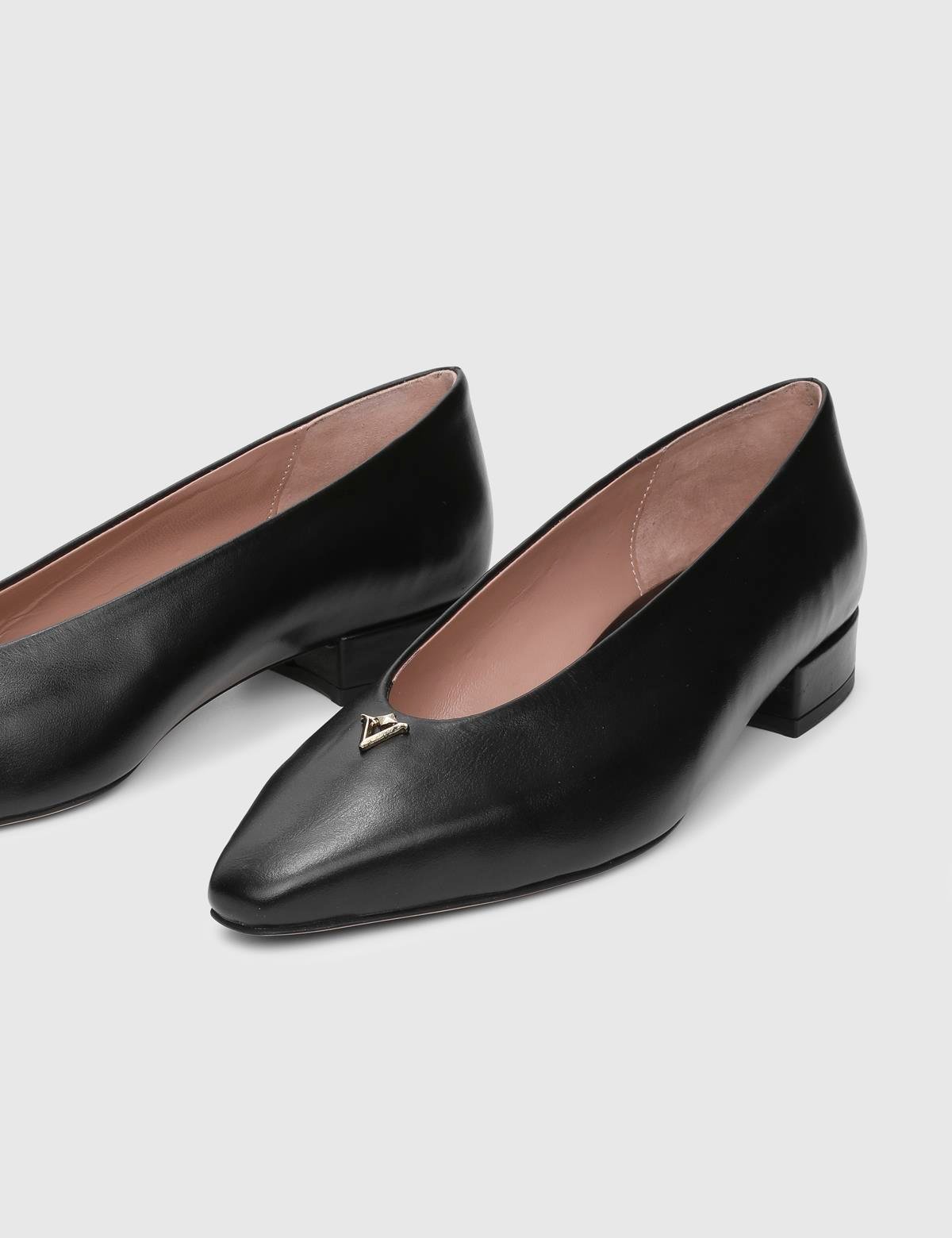 Toth Black Leather Women's Ballerina