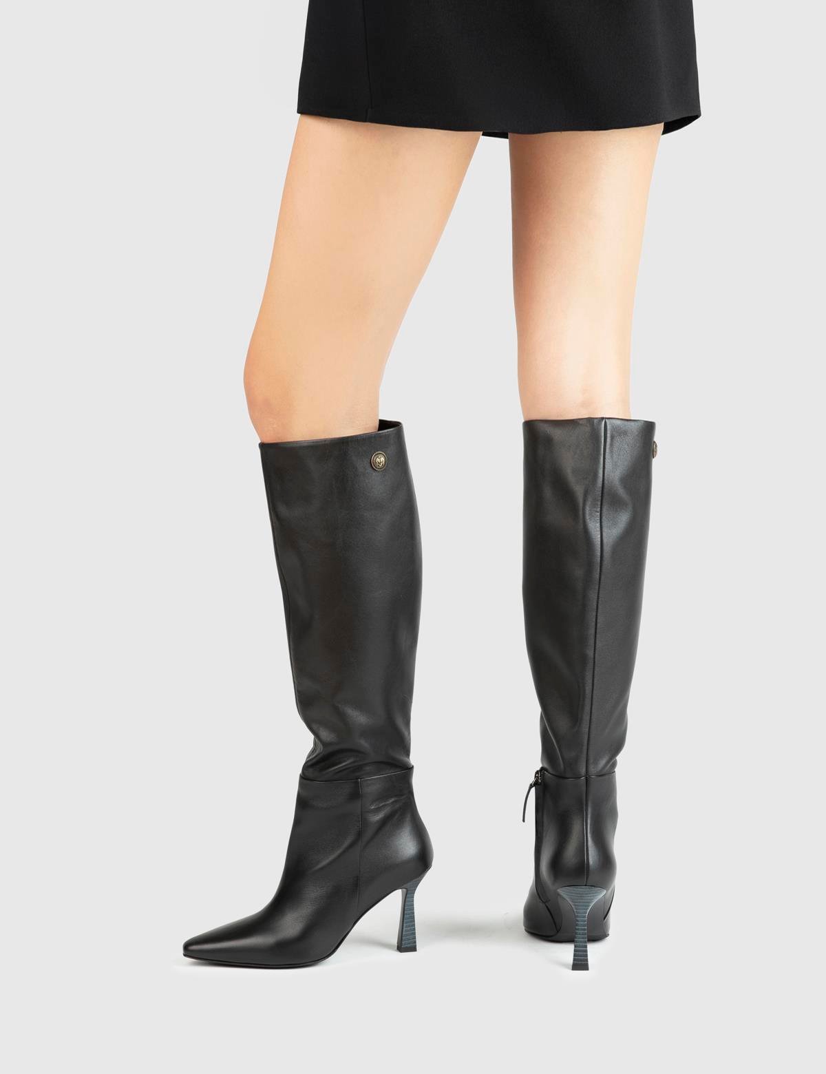 Treuh Black Leather Women's Heeled High Boot