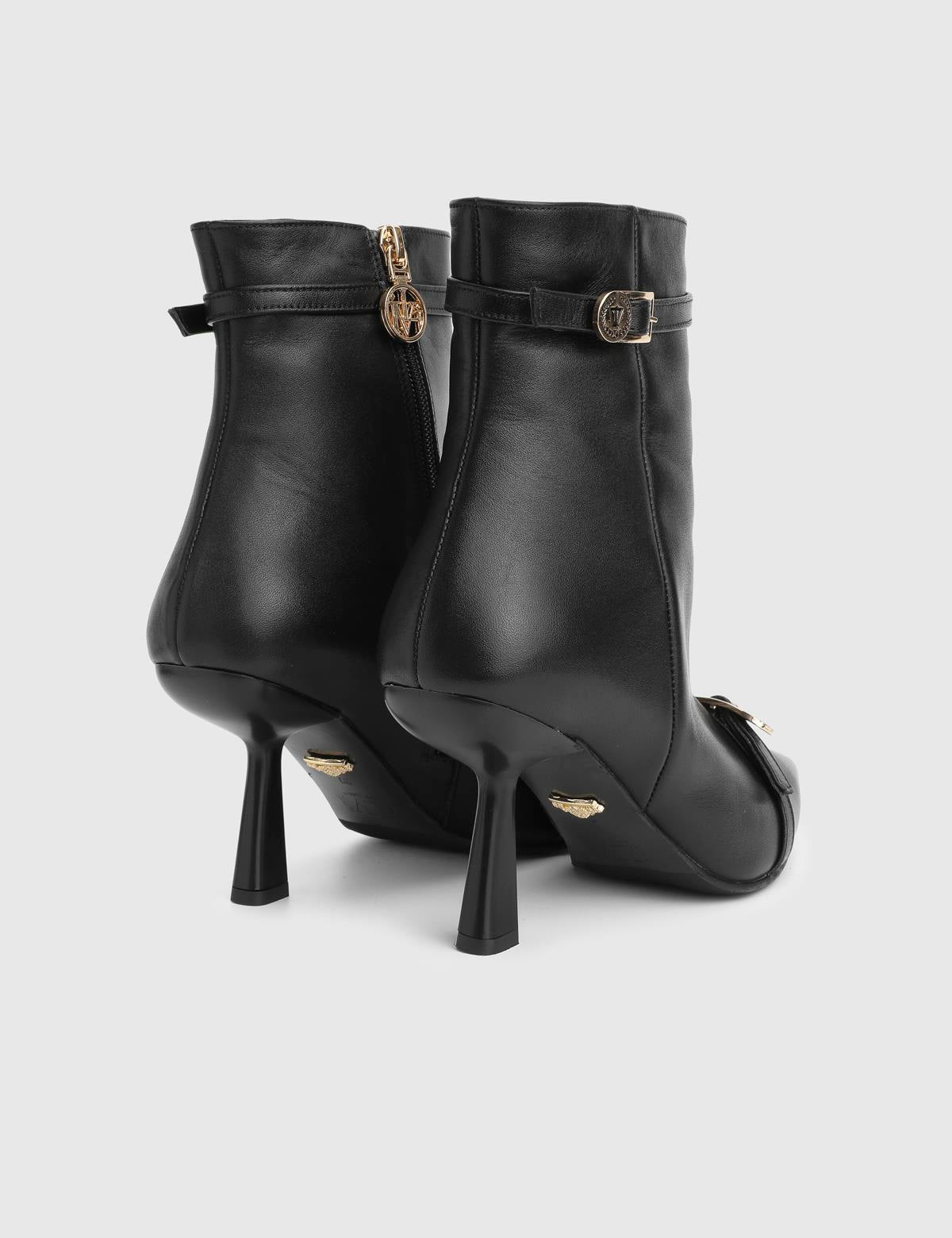 Valmira Black Leather Women's Heeled Boot