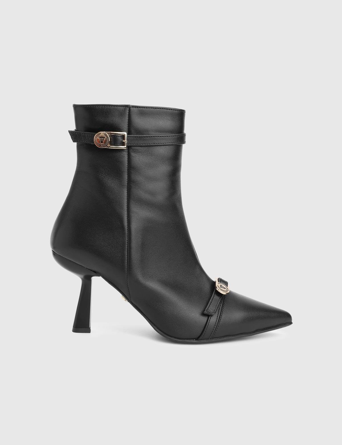 Valmira Black Leather Women's Heeled Boot
